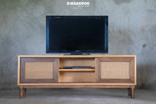 Cargar imagen en el visor de la galería, Mueble de TV Nórdica