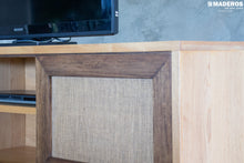 Cargar imagen en el visor de la galería, Mueble de TV Nórdica