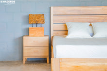 Cargar imagen en el visor de la galería, Cama Astón de 1.40m