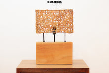 Cargar imagen en el visor de la galería, Lampara De Mesa Ibérica