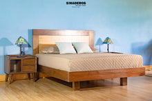 Cargar imagen en el visor de la galería, Cama Orquídea de 1.60m