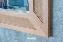 Cargar imagen en el visor de la galería, Espejo De Pared Nórdica