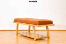 Cargar imagen en el visor de la galería, Puff Zapatero Ibérica