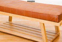 Cargar imagen en el visor de la galería, Puff Zapatero Ibérica