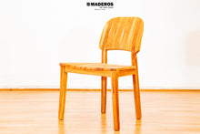 Cargar imagen en el visor de la galería, Silla de Comedor Especial Calarcá SB