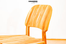 Cargar imagen en el visor de la galería, Silla de Comedor Especial Calarcá SB