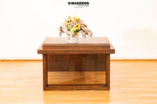 Cargar imagen en el visor de la galería, Mesa de Centro Salento