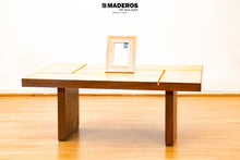 Cargar imagen en el visor de la galería, Mesa de Centro Ferreira