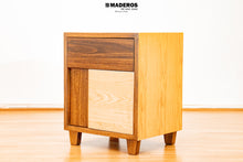 Cargar imagen en el visor de la galería, Mesa De Noche Zury