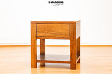 Cargar imagen en el visor de la galería, Mesa De Noche Venecia