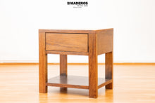 Cargar imagen en el visor de la galería, Mesa De Noche Venecia