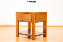 Cargar imagen en el visor de la galería, Mesa De Noche Venecia