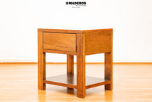 Cargar imagen en el visor de la galería, Mesa De Noche Venecia