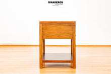 Cargar imagen en el visor de la galería, Mesa De Noche Venecia