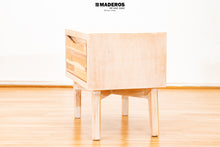 Cargar imagen en el visor de la galería, Mesa De Noche London