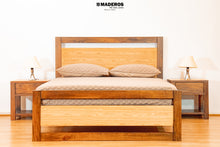 Cargar imagen en el visor de la galería, Cama Venecia de 1.40m