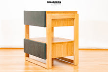 Cargar imagen en el visor de la galería, Mesa De Noche Andes Cuero