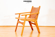 Cargar imagen en el visor de la galería, Silla Auxiliar Teca