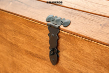 Cargar imagen en el visor de la galería, Baúl Curvo Orión