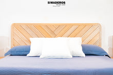 Cargar imagen en el visor de la galería, Cama Pamplona de 1.60m