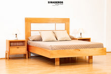 Cargar imagen en el visor de la galería, Cama Alana de 1.40m