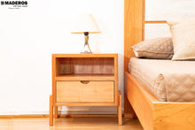 Cargar imagen en el visor de la galería, Cama Alana de 1.40m