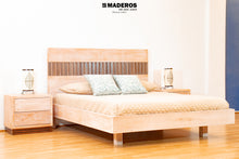 Cargar imagen en el visor de la galería, Cama África de 1.60m