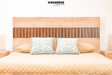 Cargar imagen en el visor de la galería, Cama África de 1.60m