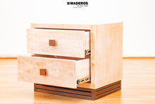 Cargar imagen en el visor de la galería, Mesa De Noche África