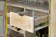 Cargar imagen en el visor de la galería, Licorera Fresno