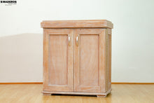 Cargar imagen en el visor de la galería, Licorera Fresno