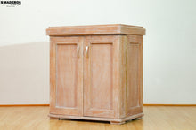 Cargar imagen en el visor de la galería, Licorera Fresno