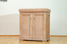 Cargar imagen en el visor de la galería, Licorera Fresno