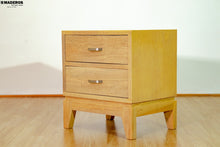 Cargar imagen en el visor de la galería, Mesa De Noche Inglés