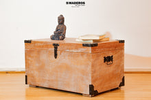 Cargar imagen en el visor de la galería, Baúl Decorativo