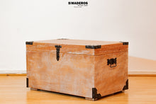 Cargar imagen en el visor de la galería, Baúl Decorativo