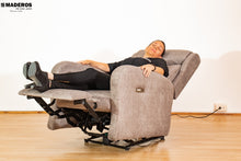 Cargar imagen en el visor de la galería, Silla Reclinomatic Córdoba Eléctrica
