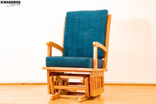 Cargar imagen en el visor de la galería, Silla Mecedora Herraje Natural