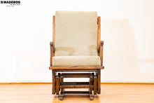 Cargar imagen en el visor de la galería, Silla Mecedora Herraje Caoba