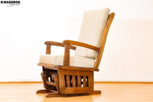 Cargar imagen en el visor de la galería, Silla Mecedora Herraje Caoba
