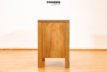 Cargar imagen en el visor de la galería, Mesa De Noche Gardenia