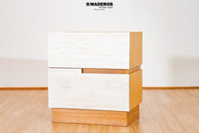 Cargar imagen en el visor de la galería, Mesa De Noche Geraneo