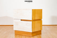 Cargar imagen en el visor de la galería, Mesa De Noche Geraneo