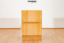 Cargar imagen en el visor de la galería, Mesa De Noche Geraneo