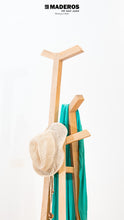 Cargar imagen en el visor de la galería, Perchero De Pie Style Natural