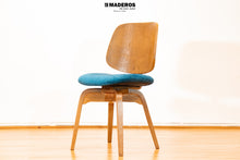 Cargar imagen en el visor de la galería, Silla Auxiliar Eames