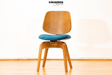 Cargar imagen en el visor de la galería, Silla Auxiliar Eames
