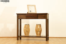 Cargar imagen en el visor de la galería, Consola Nordica