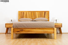 Cargar imagen en el visor de la galería, Cama Miranda de 1.40m