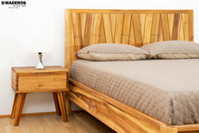 Cargar imagen en el visor de la galería, Cama Miranda de 1.40m